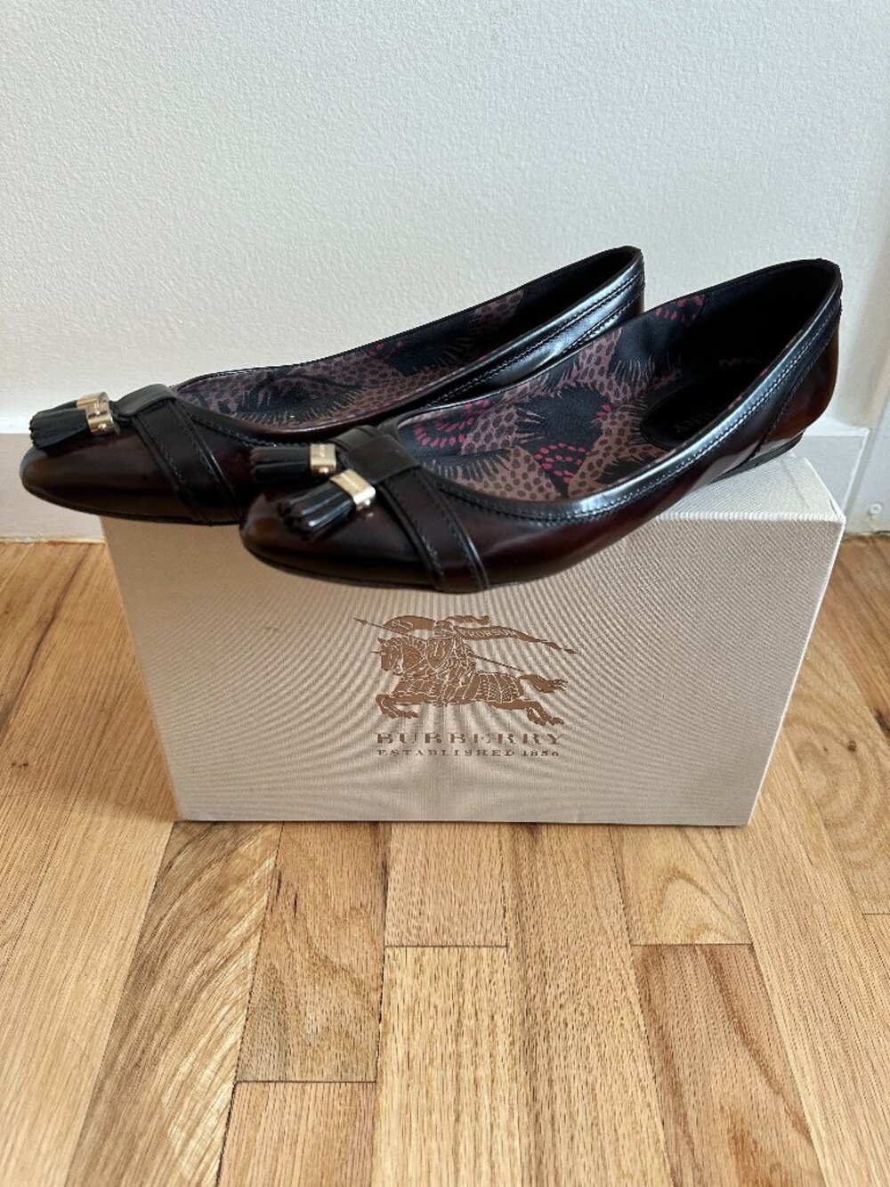 Burberry tassel ballet flats, size 40